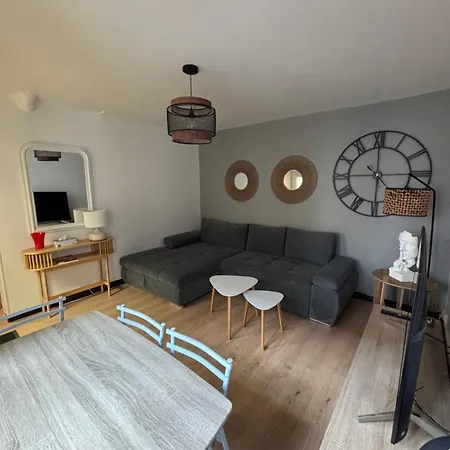 Hébergement de vacances Maison De 2 à 4 Personnes *